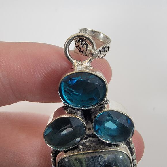 Handmade Silver Pendant with Kambaba Jasper and Blue Topaz Trio - Picture 5 of 10